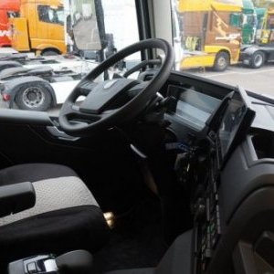 foto NEW - Eur6 Tipper 8x4 Volvo