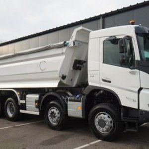 foto NEW - Eur6 Tipper 8x4 Volvo