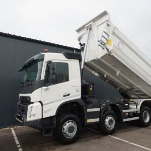 foto NEW - Eur6 Tipper 8x4 Volvo