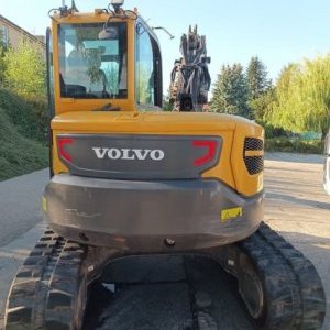 foto 9t koparka guma ofset Volvo ECR88D