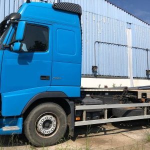 foto 6x2 Volvo FH460 hakowiec NOWE hamulce